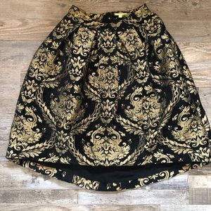 Beautiful Gianni Bono black and gold skirt
